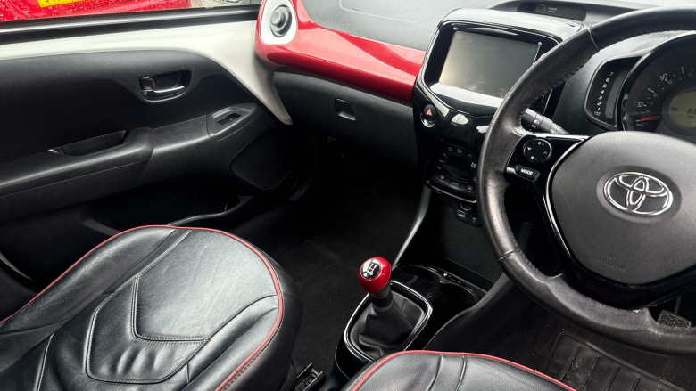 Toyota Aygo 1.0 VVT-i X-Claim 5dr Petrol Hatchback